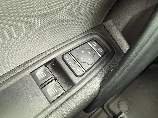 Nissan Townstar N-Connecta 1.3 130PK 2022 Benzine 29