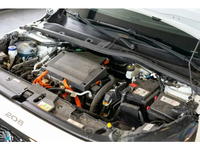 Peugeot e-208 EV Allure Pack 50 kWh 2021 Elektrisch 17