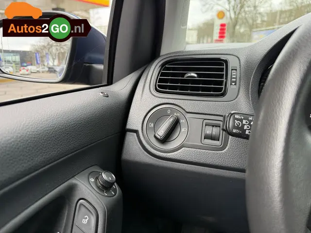 Volkswagen Polo 1.0 Easyline 2014 Benzine 10