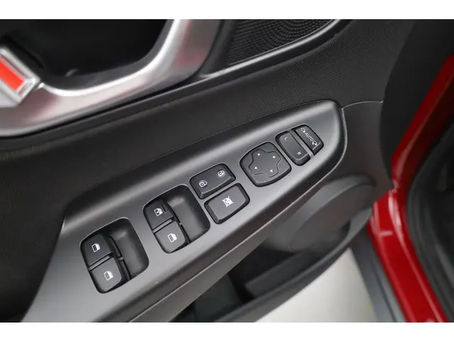 Hyundai Kona 1.6 GDI HEV Fashion 2022 Hybride Benzine 7
