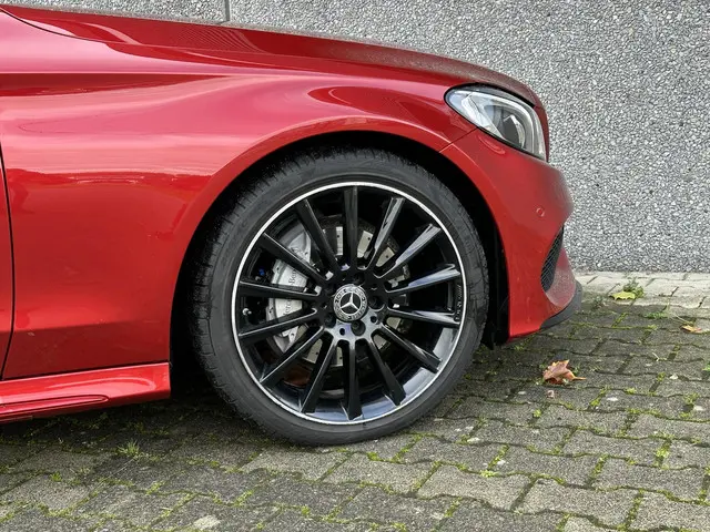 Mercedes-Benz C-Klasse Cabrio 200 AMG 2017 Benzine 15