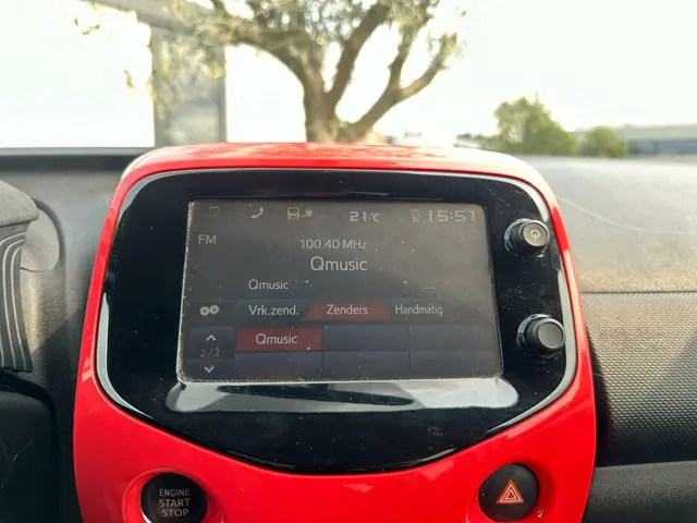 Citroën C1 1.2 PureTech Shine Climate 2015 Benzine 14