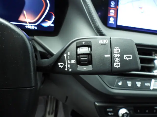 BMW 1 Serie 5-deurs 118i 2020 Benzine 25