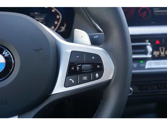 BMW 2 Serie Gran Coupé M235 xDrive 2025 Benzine 19
