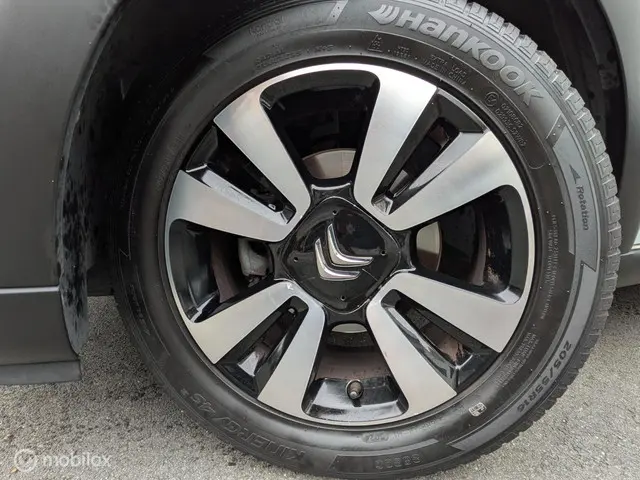 Citroën C3 1.2 PureTech Shine/ trekhhaak 2017 Benzine 13