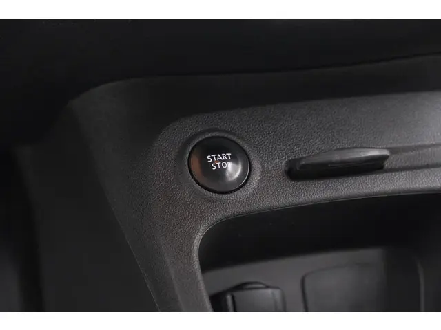 Renault Captur TCe 90 Limited 2017 Benzine 40