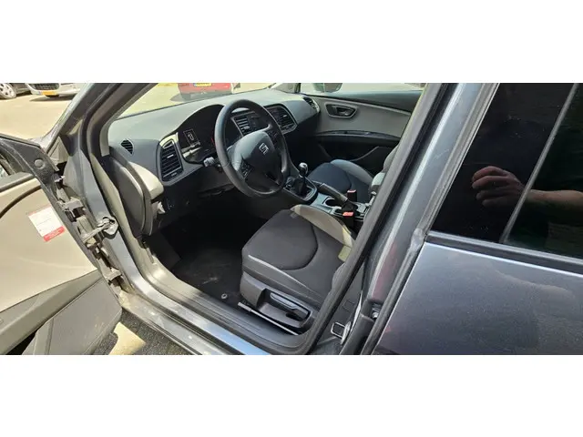 SEAT Leon 1.2 TSI Style 2013 Benzine 10