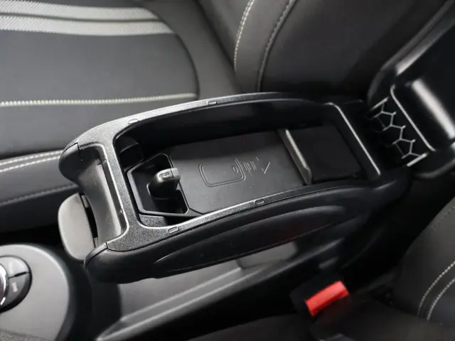 MINI Electric Mini Essential 33 kWh 2021 Elektrisch 26