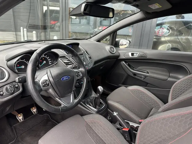 Ford Fiesta 1.0 EcoBoost ST Line 2017 Benzine 12