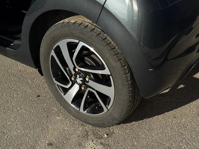 Peugeot 108 1.0 e-VTi Allure TOP! 2021 Benzine 28