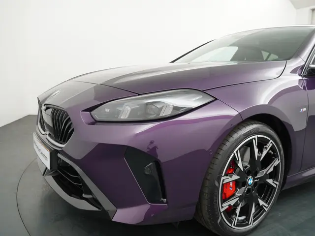 BMW 1 Serie 120 M Sport Design Edition 2025 Benzine 25