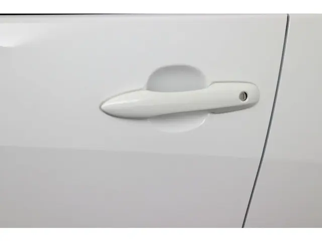 Toyota Yaris 1.5 Hybrid Comfort wit 2022 Hybride Benzine 33