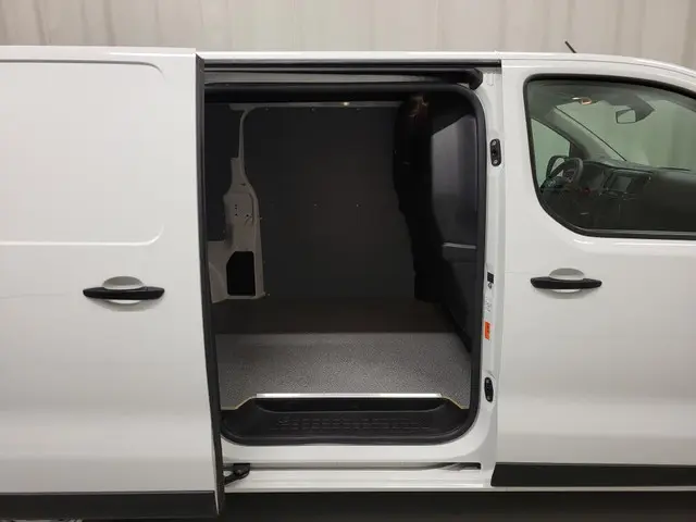 Toyota ProAce Worker 2.0D 145PK L2/H1 Euro 6! 2022 Diesel 6