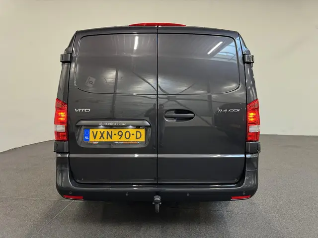 Mercedes-Benz Vito 114 CDI Lang 2024 Diesel 28