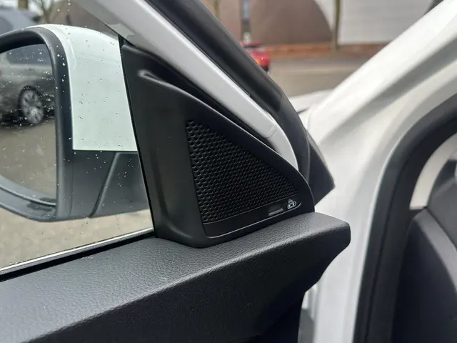 MG EHS 1.5 TGDI Luxury 2023 Hybride Benzine 18