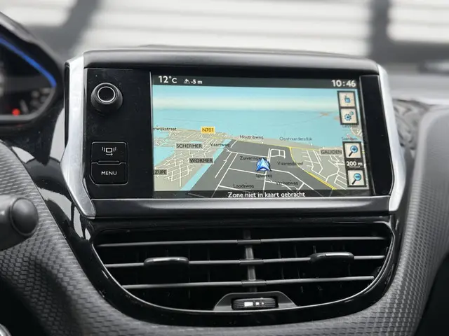 Peugeot 2008 1.2 VTi Allure 2014 Benzine 13