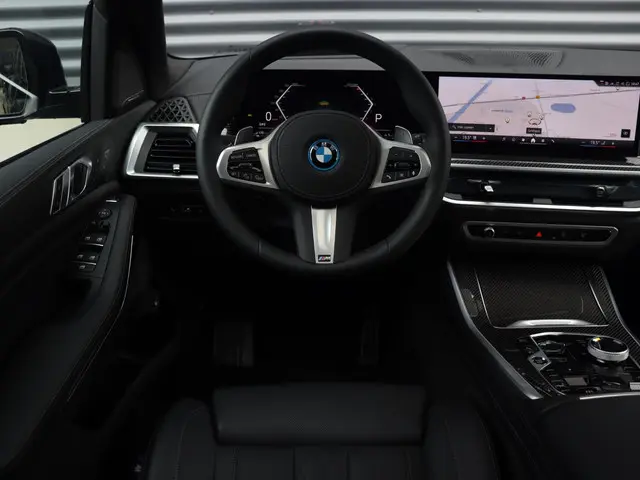 BMW X5 xDrive50e 2025 Hybride Benzine 9