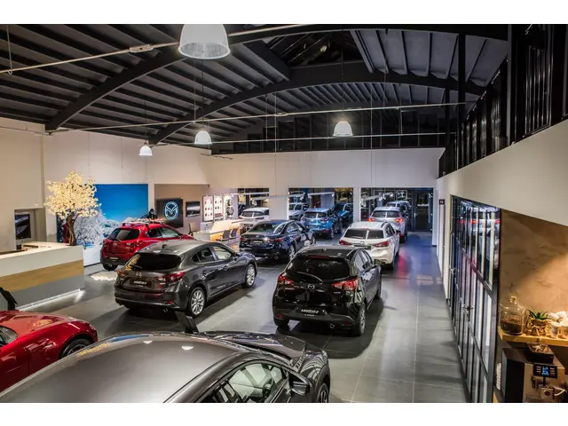 Mazda CX-3 SkyActiv-G 121 6MT Luxury 2020 Benzine 7