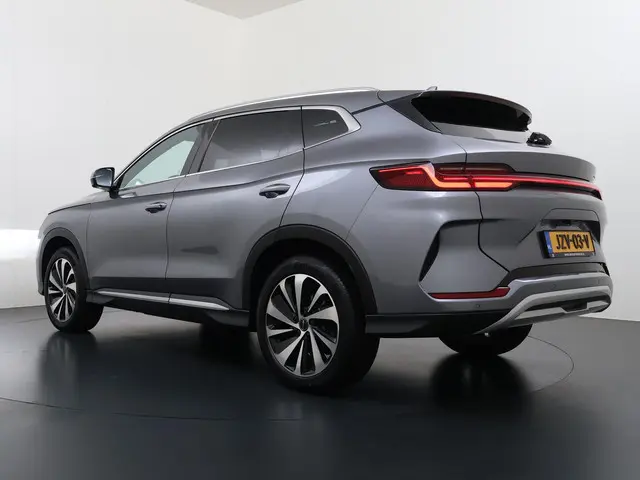 BYD SEAL U Design 87 kWh 2024 Elektrisch 6