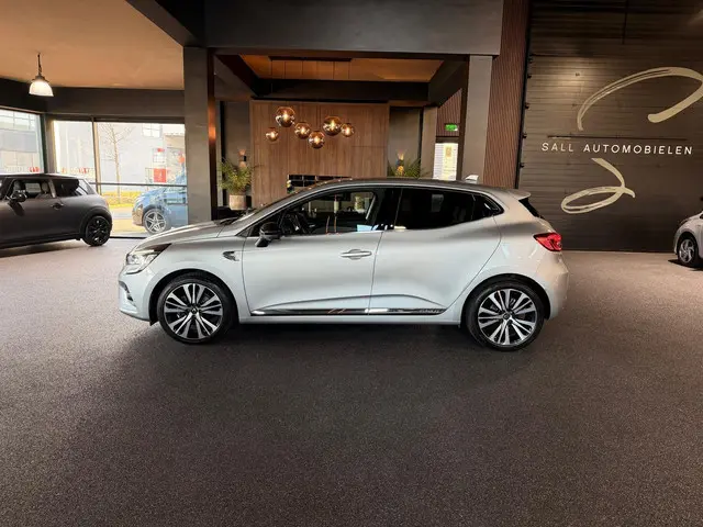 Renault Clio 1.3 TCe Initiale Paris 2020 Benzine 4