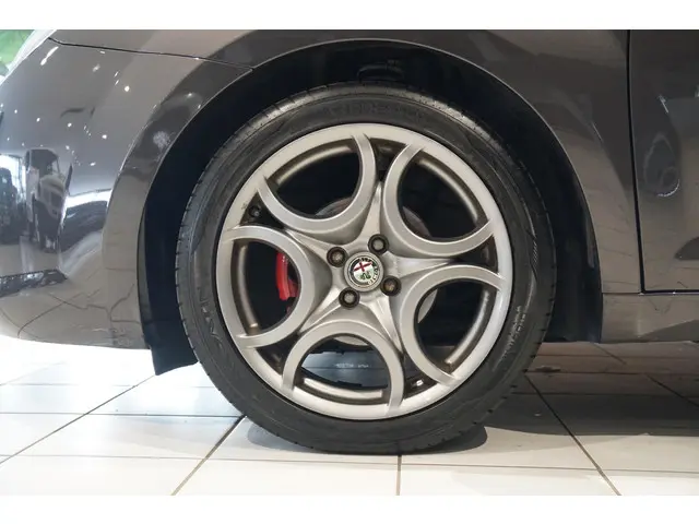 Alfa Romeo MiTo 0.9 TwinAir Exclusive 2016 Benzine 23