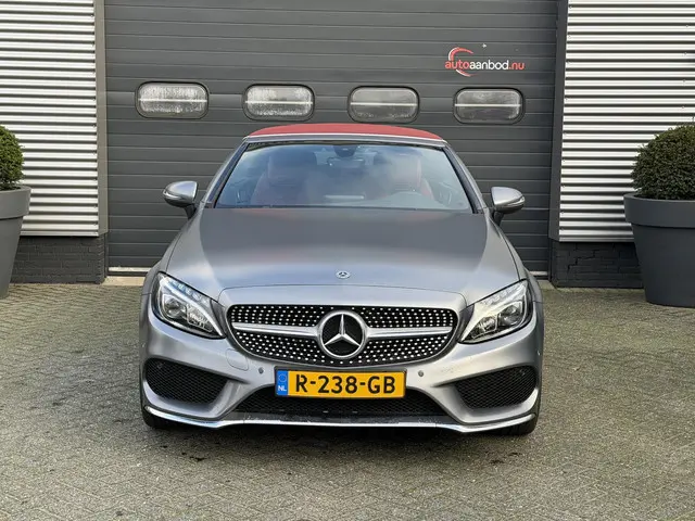 Mercedes-Benz C-Klasse 200 4matic AMG 2017 Benzine 5