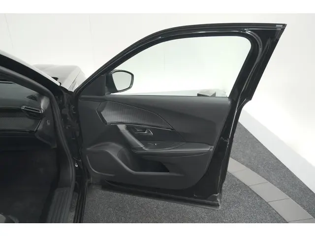 Peugeot 2008 PureTech 130 GT-Line 2020 Benzine 62