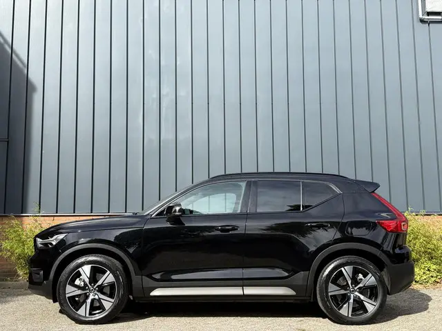 Volvo XC40 Recharge P8 AWD R-Design 2021 Elektrisch 5