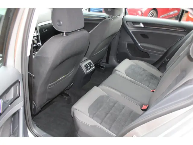Volkswagen Golf 1.4 TSI Highline 2013 Benzine 9