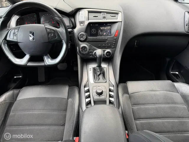 Citroën DS5 1.6 THP Chic 2013 Benzine 12