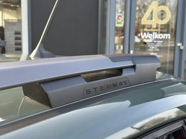 Dacia Sandero Stepway TCe 90 Journey 2025 Benzine 9