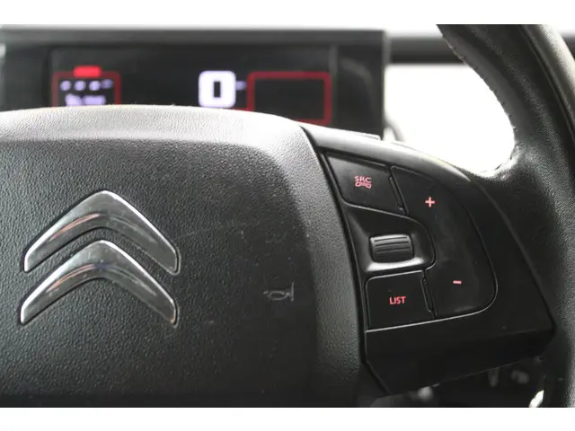 Citroën C4 Cactus 1.2 PureTech Feel 2015 Benzine 14