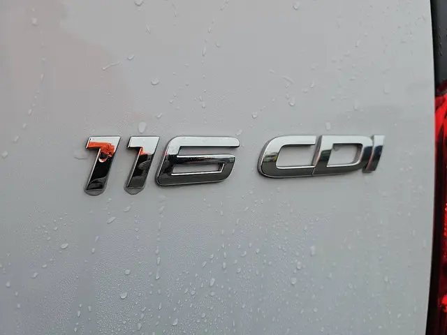 Mercedes-Benz Vito 116 2024 Diesel 16