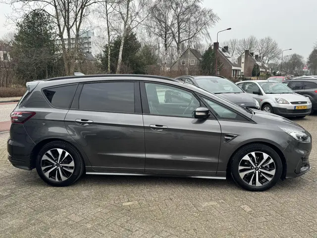 Ford S-Max 2.5 FHEV ST-Line Hybride 2022 Hybride Benzine 2
