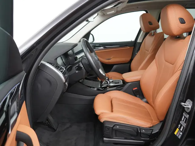 BMW X3 xDrive30e High Executive 2022 Hybride Benzine 20