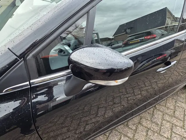 Renault Clio 0.9 TCe Night&Day 2016 Benzine 18