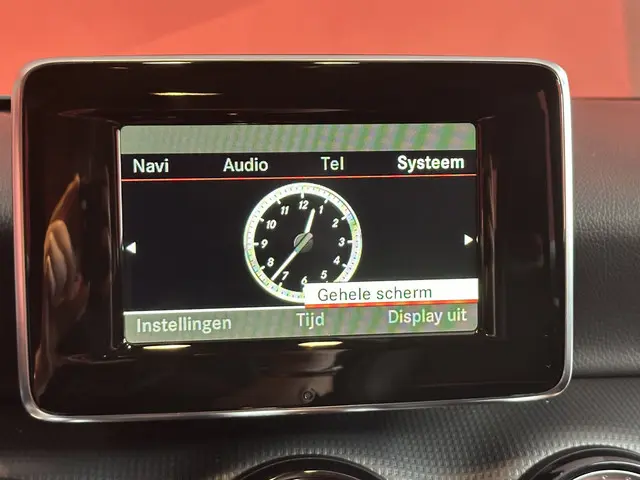 Mercedes-Benz A-Klasse 180 2014 Benzine 36