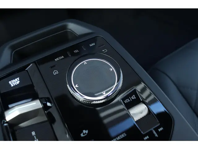 BMW iX xDrive40 High Executive 2025 Elektrisch 20