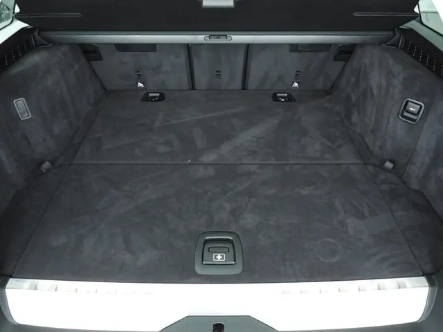 BMW 5 Serie Touring 530e 2023 Hybride Benzine 10