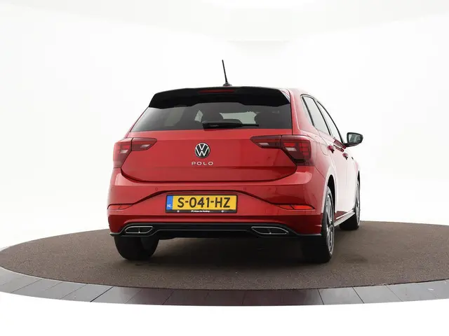 Volkswagen Polo 1.0 Tsi 95pk R-Line 2023 Benzine 21