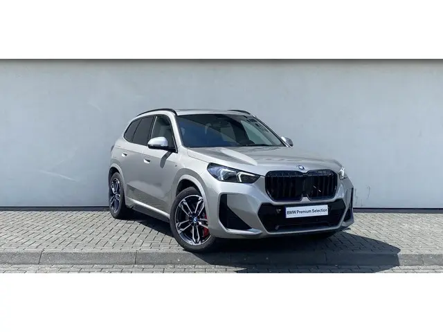 BMW X1 xDrive25e 2025 Hybride Benzine 22