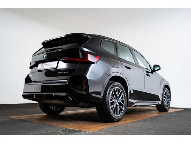 BMW X1 xDrive30e 2024 Hybride Benzine 10