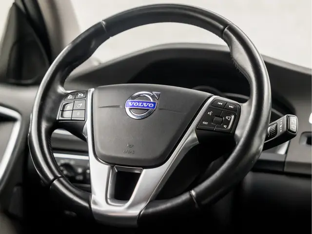 Volvo V60 1.6 T3 Momentum Sport 2014 Benzine 15