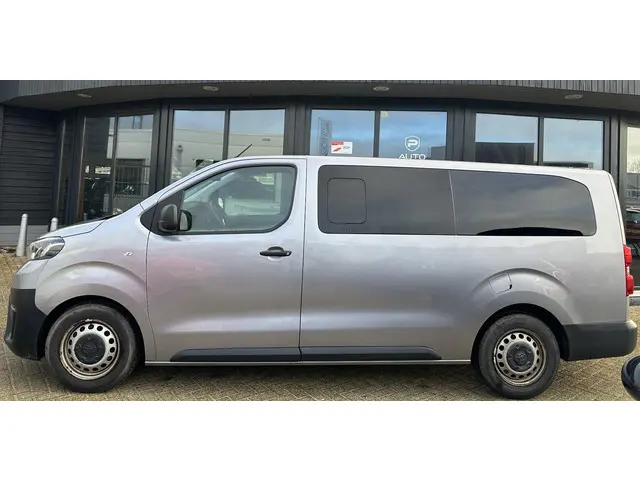Toyota ProAce Shuttle 1.5 D-4D Cool Long 2022 Diesel 6