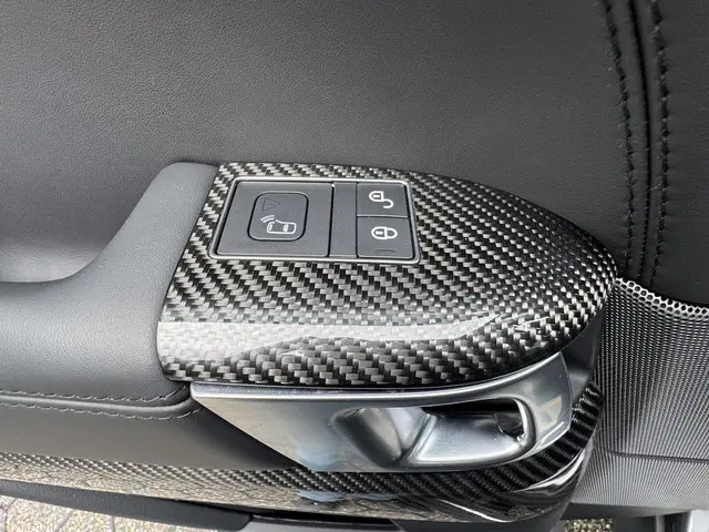 Land Rover Range Rover Sport 5.0 V8 SC SVR 2019 Benzine 36