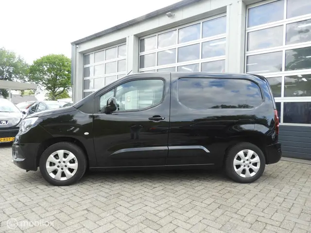 Opel Combo 1.6D L1H1 Innovation 2018 Diesel 4
