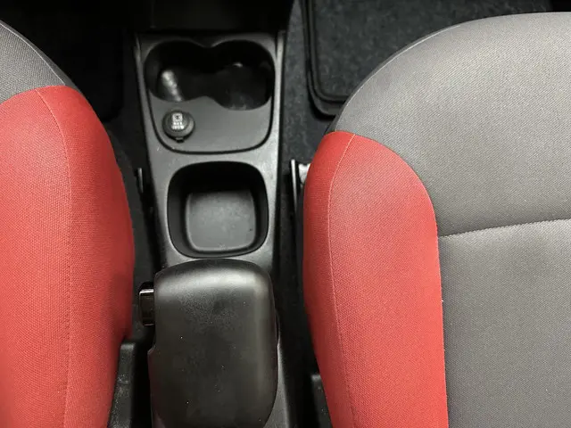 Fiat Panda 0.9 TwinAir Edizione Cool 2015 Benzine 22