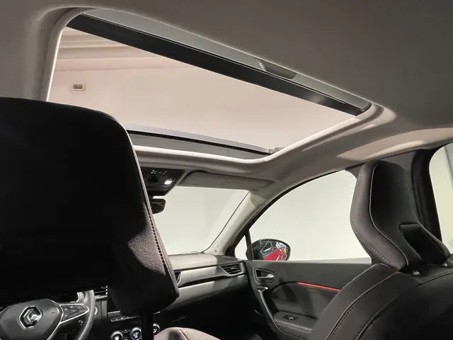 Renault Captur 1.3 mild hybrid 160 iconic 2023 Benzine 13