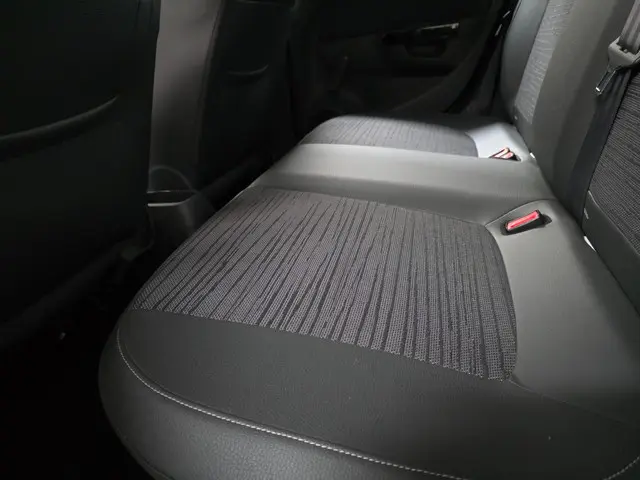 Opel Corsa 1.2-16V Design Edition 2014 Benzine 18