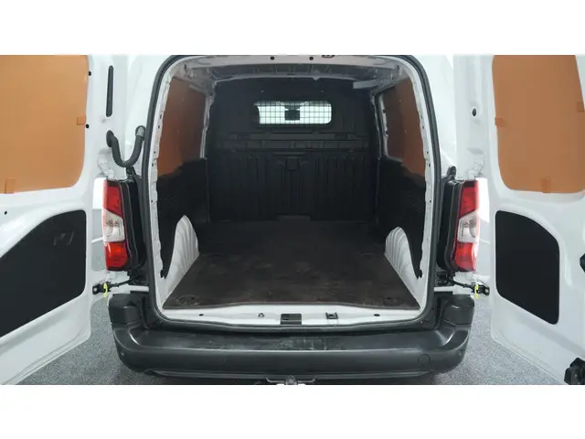 Peugeot Partner 1.5 BlueHDi 100 S&S L1 2023 Diesel 47